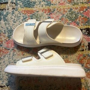 Nine West Womens Dew 3 white Slip On Strappy Platform Slide Sandals Sz 9